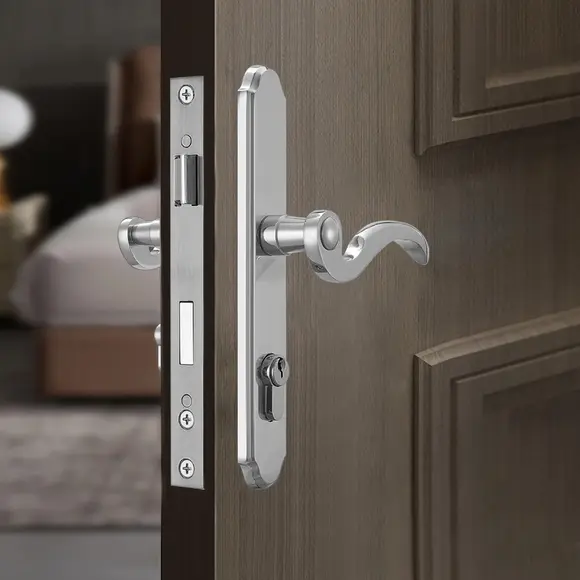 Sửa khóa cửa gỗ